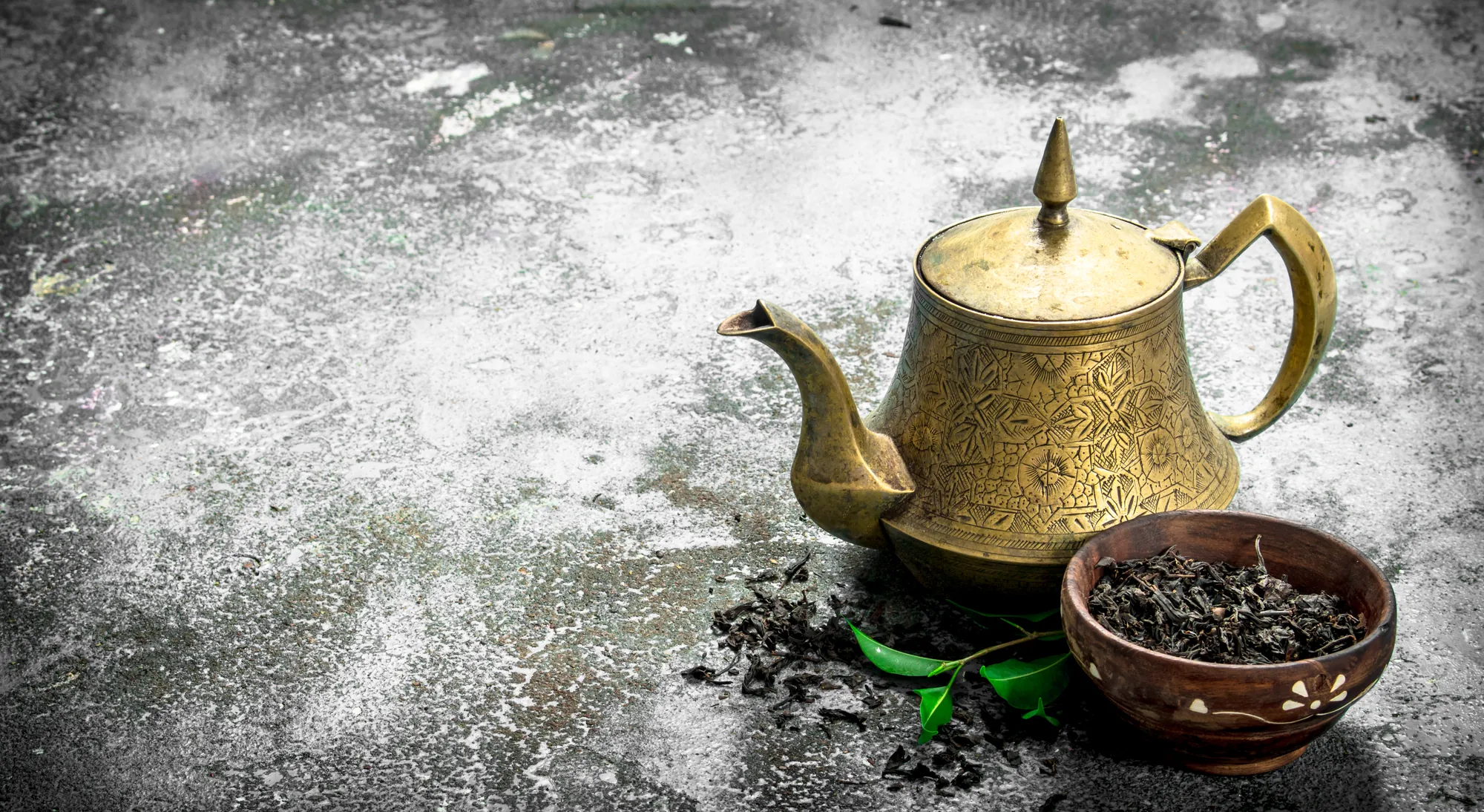 The Glorious History of Pure Ceylon Tea: From James Taylor in 1867 to Global Acclaim